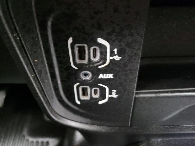 Photo of 2023 White RAM 3500