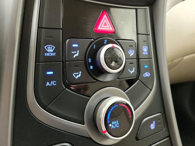 Photo of 2014 Brown Hyundai ELANTRA