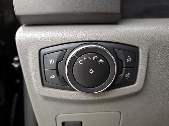 Photo of 2018 Black Ford F-150