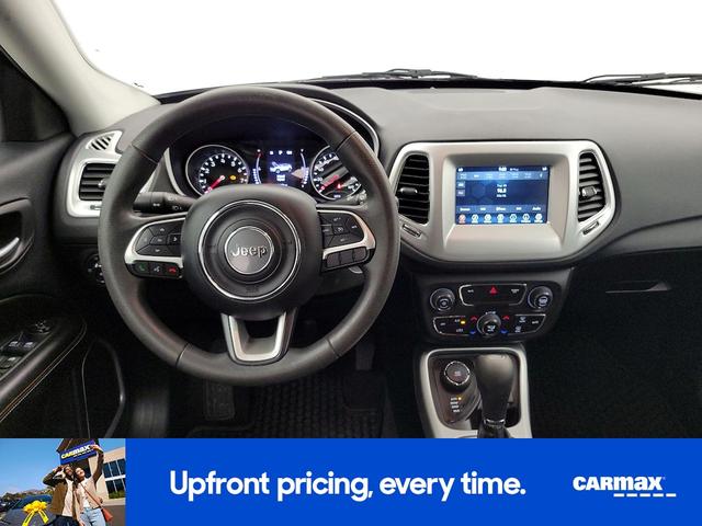 Photo of 2019 Black Jeep Compass
