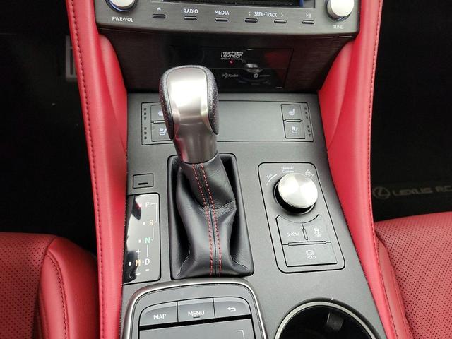 Photo of 2021 White Lexus RC 350