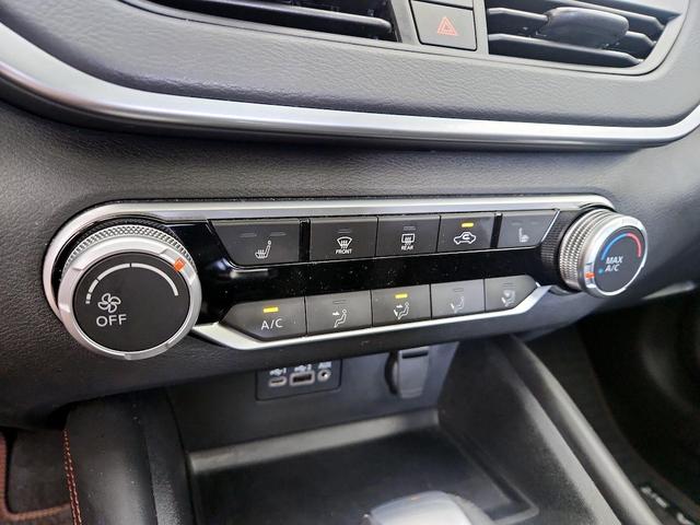 Photo of 2022 Gray Nissan Altima
