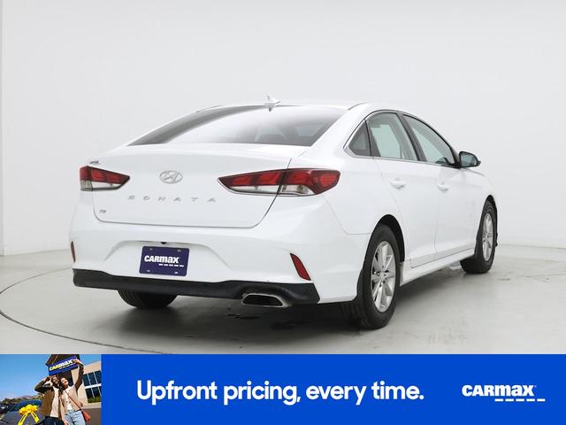 Photo of 2019 White Hyundai SONATA
