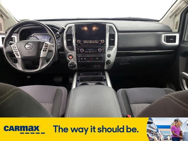 Photo of 2021 Blue Nissan Titan