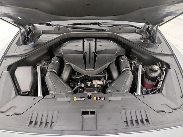 Photo of 2021 Gray Genesis GV80