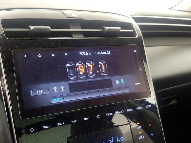 Photo of 2022 Black Hyundai TUCSON