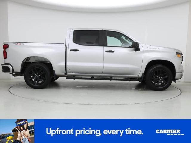 Photo of 2022 Silver Chevrolet Silverado 1500