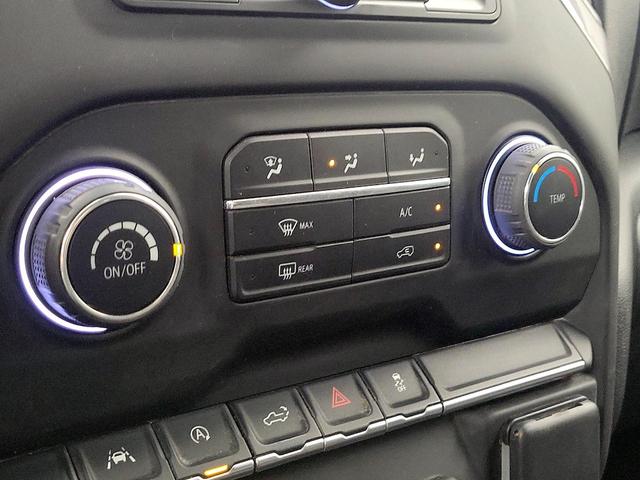 Photo of 2022 Silver Chevrolet Silverado 1500