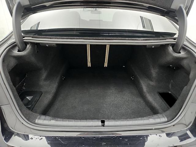 Photo of 2022 Black BMW 530