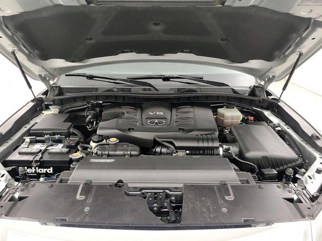 Photo of 2021 Silver INFINITI QX80