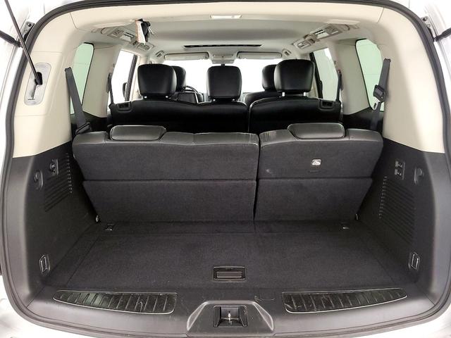 Photo of 2021 Silver INFINITI QX80