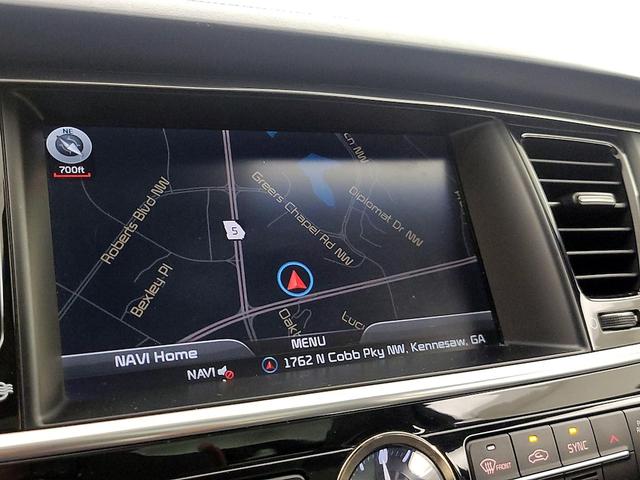 Photo of 2015 Silver Kia K900