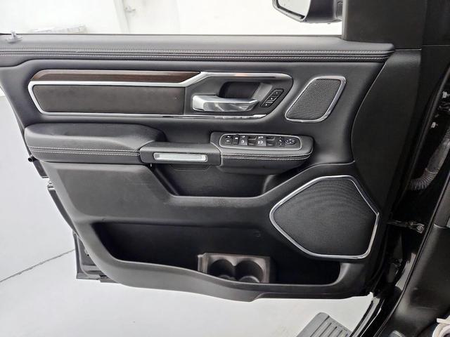 Photo of 2022 Black RAM 1500