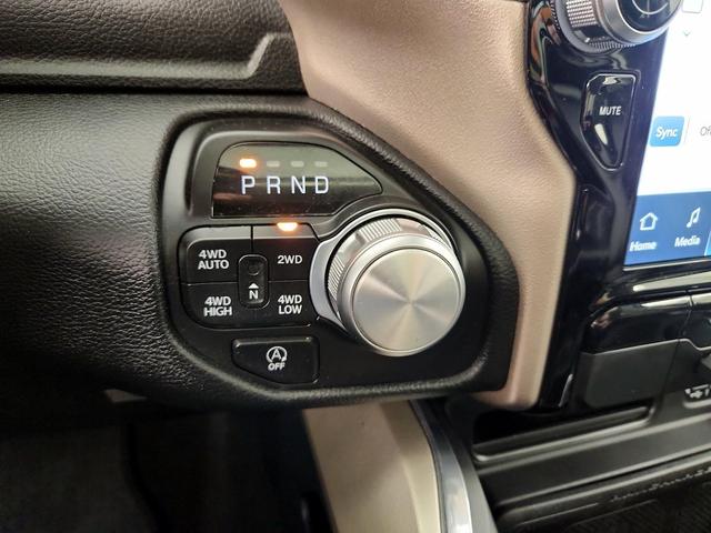 Photo of 2022 Black RAM 1500