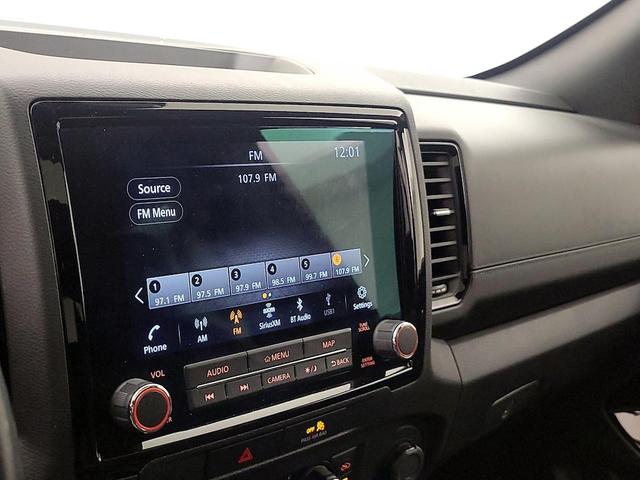 Photo of 2022 Gray Nissan Frontier
