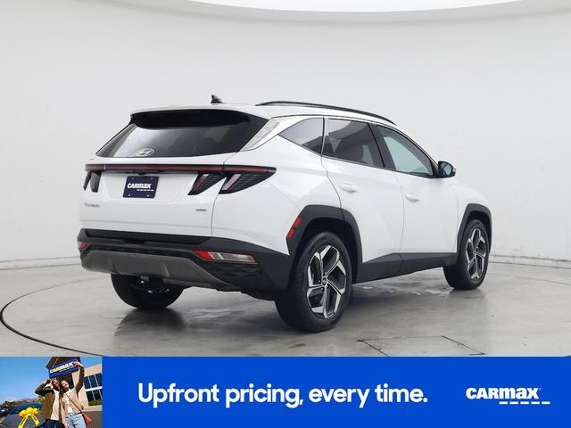 Photo of 2022 White Hyundai TUCSON