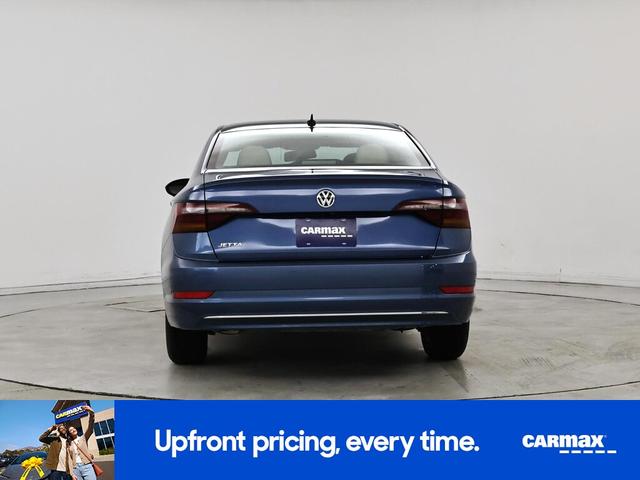 Photo of 2019 Blue Volkswagen Jetta