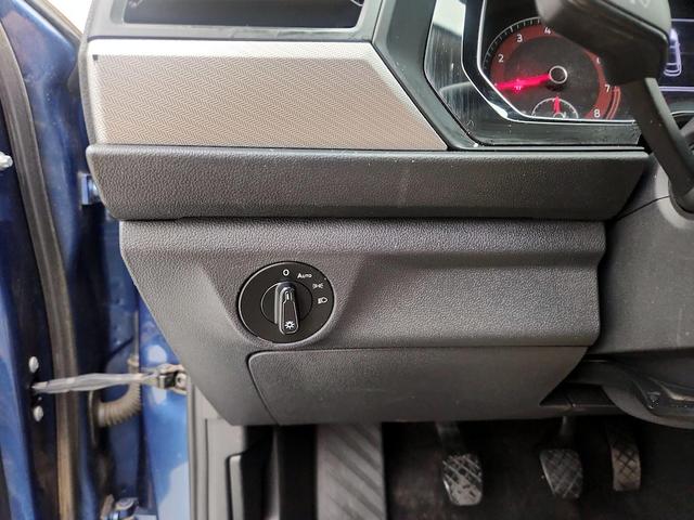 Photo of 2019 Blue Volkswagen Jetta