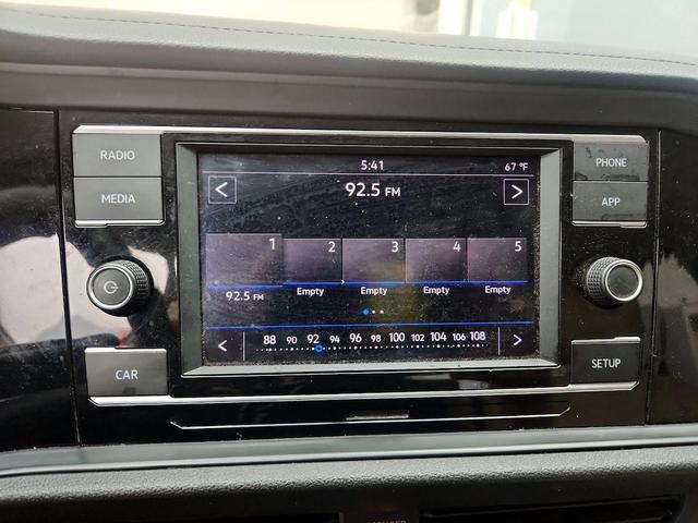 Photo of 2019 Blue Volkswagen Jetta