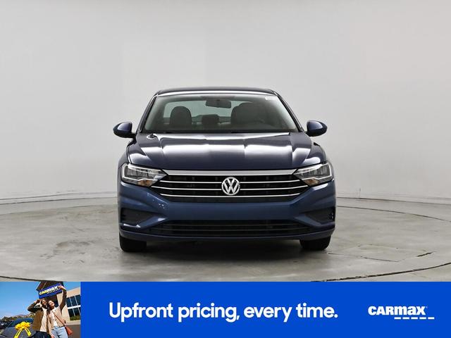 Photo of 2019 Blue Volkswagen Jetta