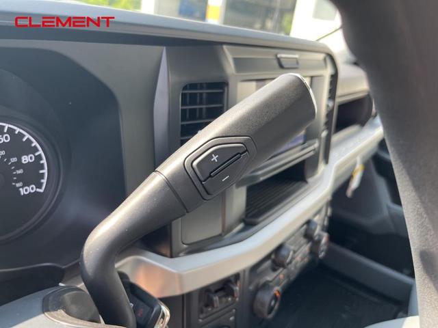 Photo of 2025 Oxford White Ford F-250
