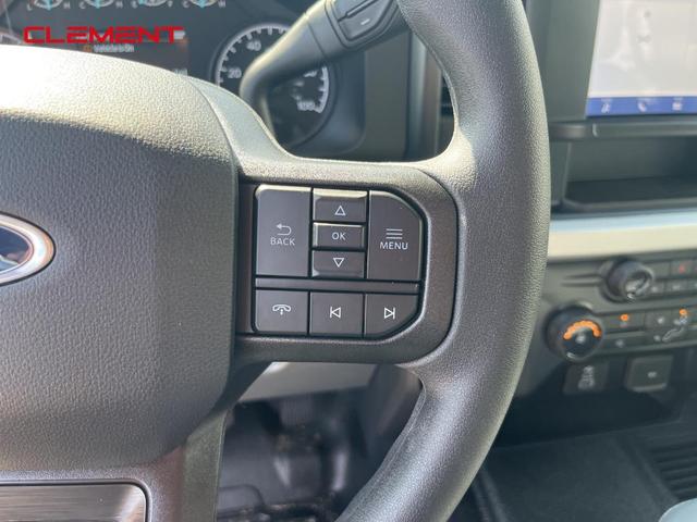 Photo of 2025 Oxford White Ford F-250