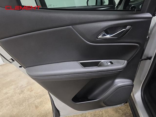 Photo of 2022 Silver Ice Metallic Chevrolet Blazer