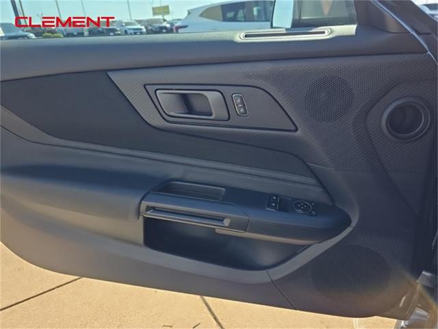 Photo of 2025 Carbonized Gray Metallic Ford Mustang