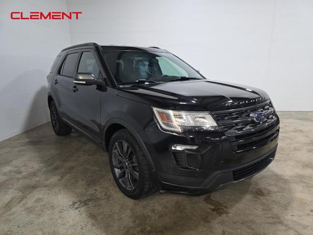 Photo of 2019 Black Metallic Ford Explorer