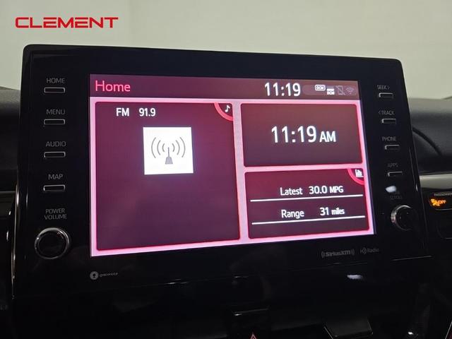 Photo of 2021 Super White Toyota Camry