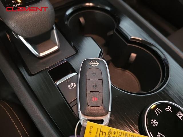 Photo of 2023 Gun Metallic Nissan Rogue