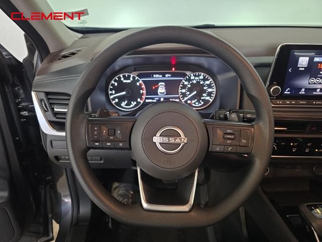 Photo of 2023 Gun Metallic Nissan Rogue