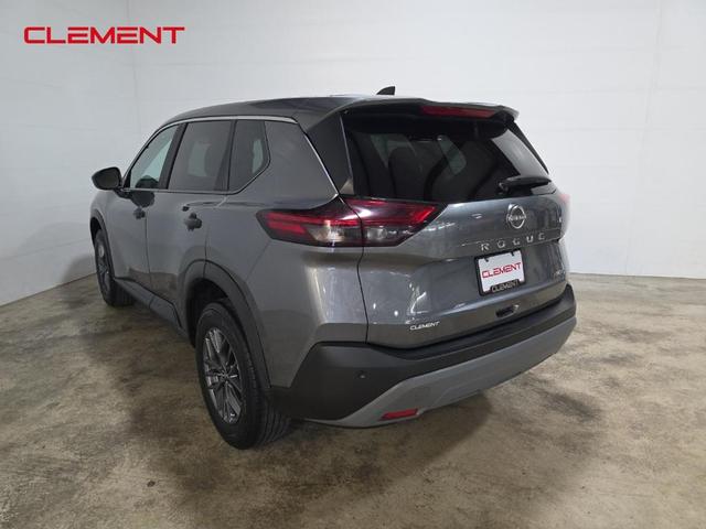 Photo of 2023 Gun Metallic Nissan Rogue