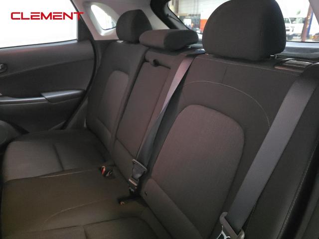 Photo of 2023 Cyber Silver Hyundai KONA