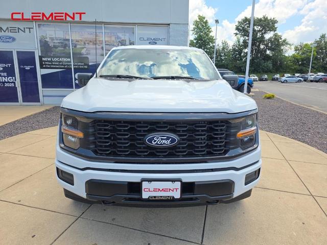 Photo of 2025 Oxford White Ford F-150