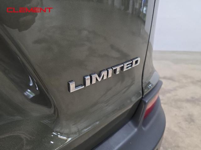 Photo of 2019 Olive Green Pearlcoat Jeep Cherokee