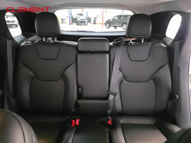 Photo of 2019 Olive Green Pearlcoat Jeep Cherokee