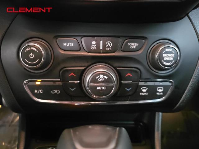 Photo of 2019 Olive Green Pearlcoat Jeep Cherokee