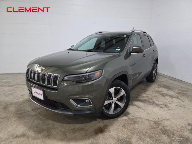 Photo of 2019 Olive Green Pearlcoat Jeep Cherokee