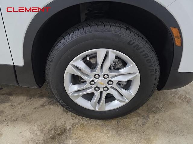Photo of 2022 Summit White Chevrolet Blazer