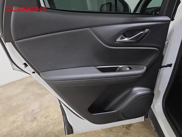 Photo of 2022 Summit White Chevrolet Blazer