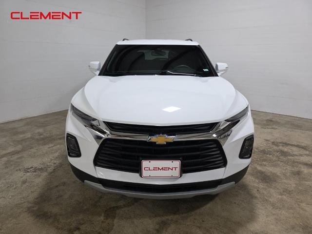 Photo of 2022 Summit White Chevrolet Blazer