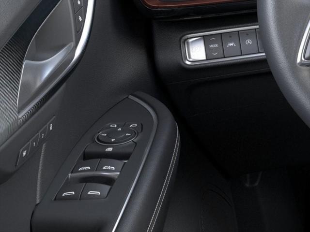 Photo of 2025 Summit White Buick Envision
