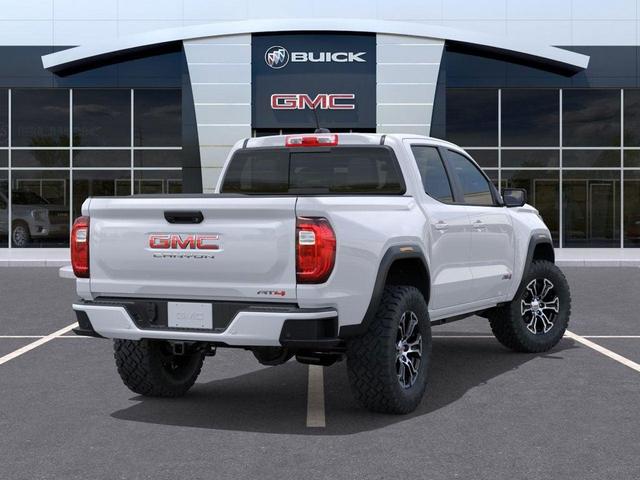Photo of 2025 SUMMITWHITE GMC Canyon