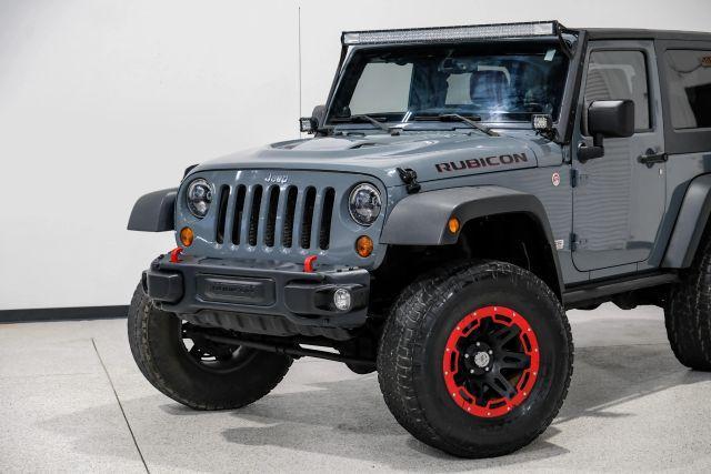 Photo of 2013 Gray Jeep Wrangler