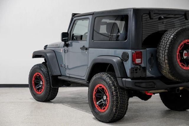 Photo of 2013 Gray Jeep Wrangler