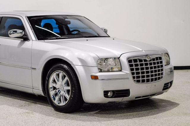 Photo of 2008 Silver Chrysler 300