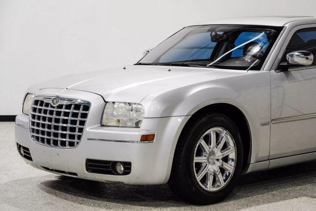 Photo of 2008 Silver Chrysler 300