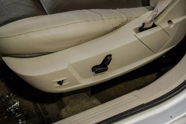 Photo of 2008 Silver Chrysler 300