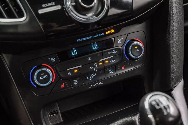 Photo of 2016 Black Ford Focus ST